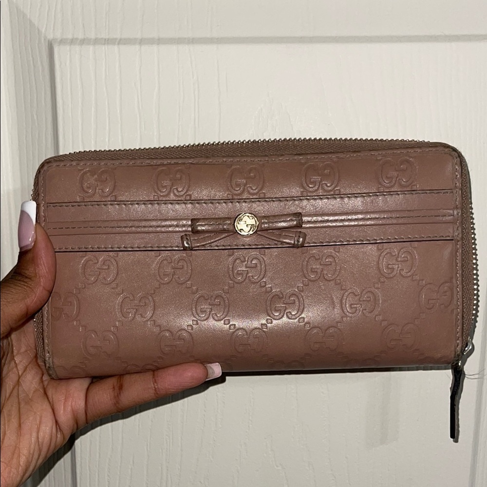 Gucci Pink Leather Wallet
